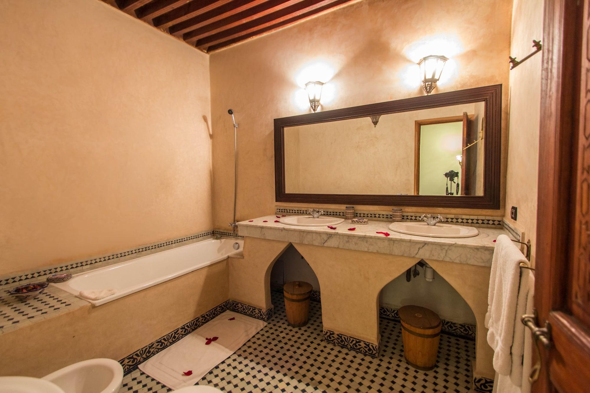 Riad - Dar Al Andalous Fès Extérieur photo
